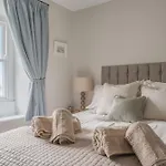 別荘 The Sheiling, Traditional Lakeland Cottage, コニストン